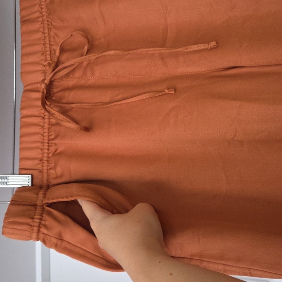 NWT H&M Lyocell-Blend Pants, Size L, Rust Orange - Picture 5 of 10